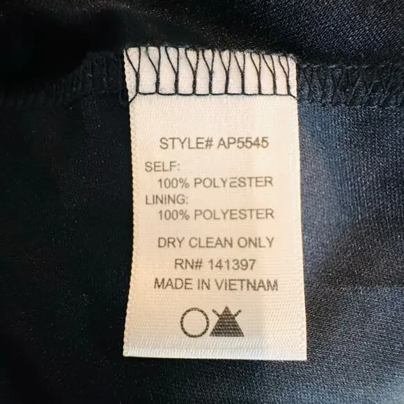 ASTR Black Floral Romper Size Medium Chiffon Boho Dark Romantic Festival Casual - Picture 15 of 16